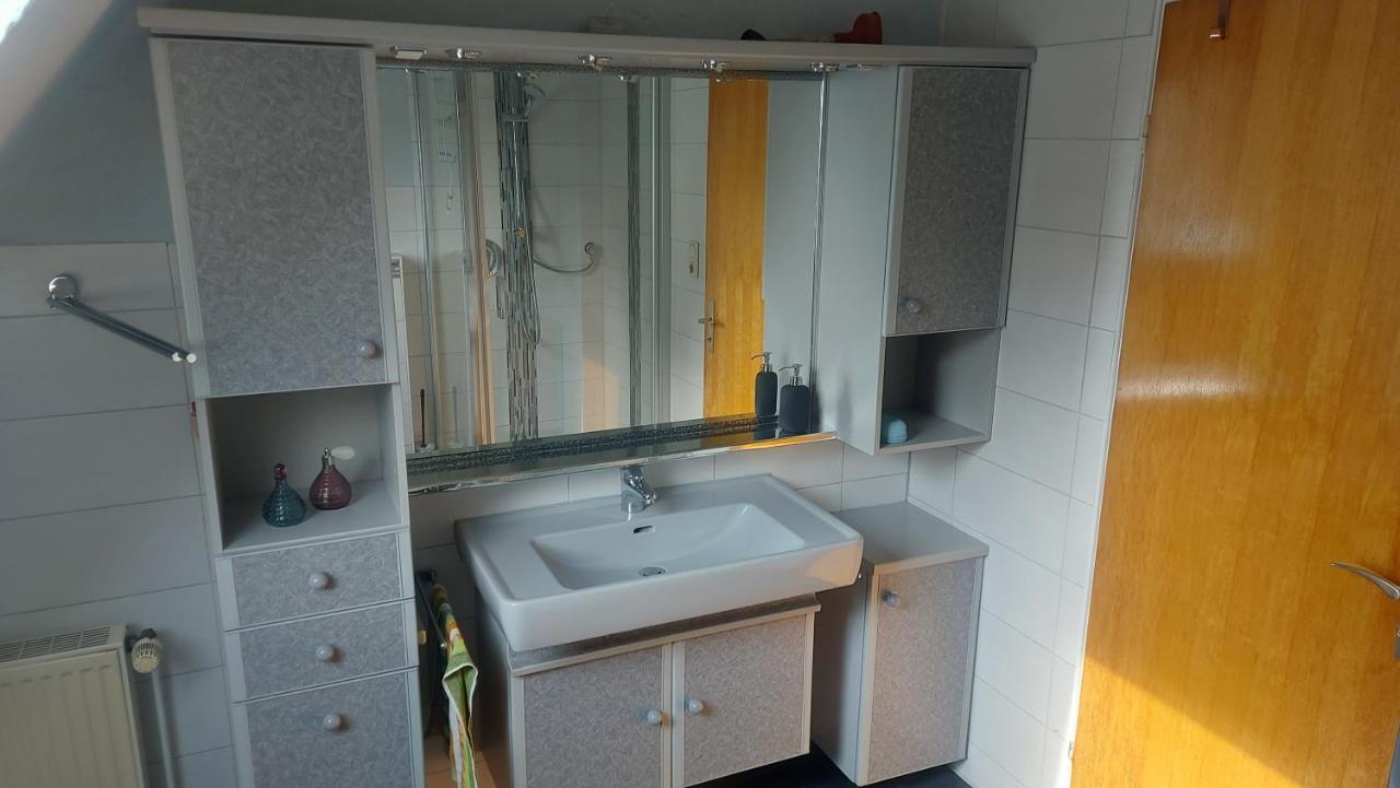 Huehnerhof-Roehrs Apartment ชเนเวอร์ดิงเงิน ภายนอก รูปภาพ