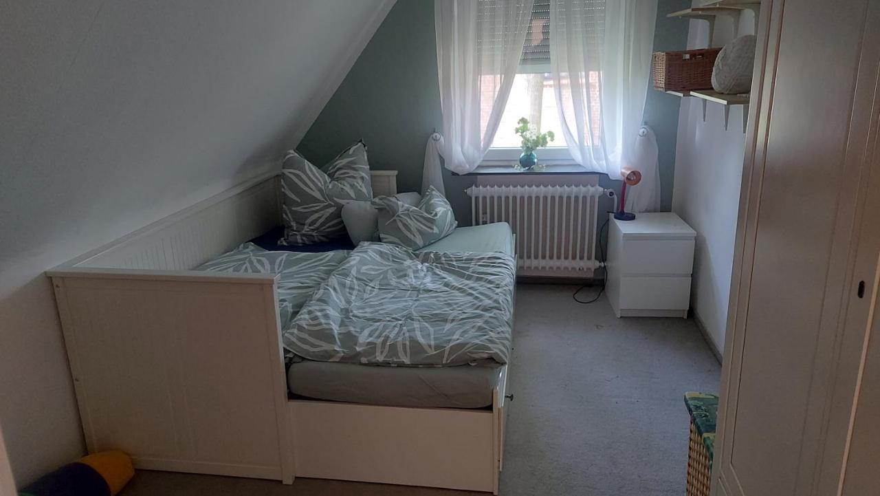 Huehnerhof-Roehrs Apartment ชเนเวอร์ดิงเงิน ภายนอก รูปภาพ