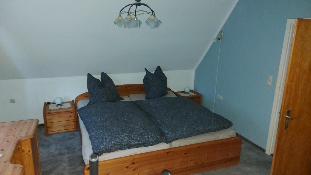 Huehnerhof-Roehrs Apartment ชเนเวอร์ดิงเงิน ภายนอก รูปภาพ